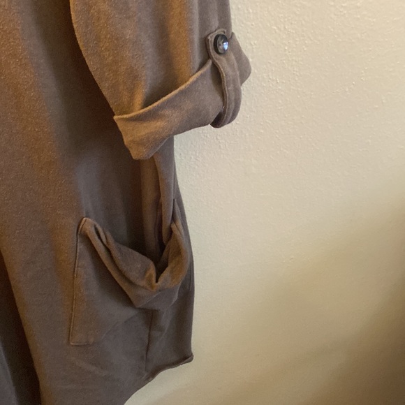 Plus size army green soft tunic - Picture 2 of 5
